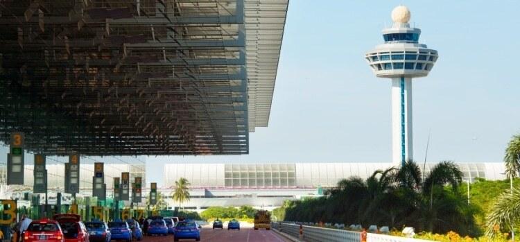2015_Singapore Changi Airport_Hi-Res_04 Darren Soh_750x305.jpg