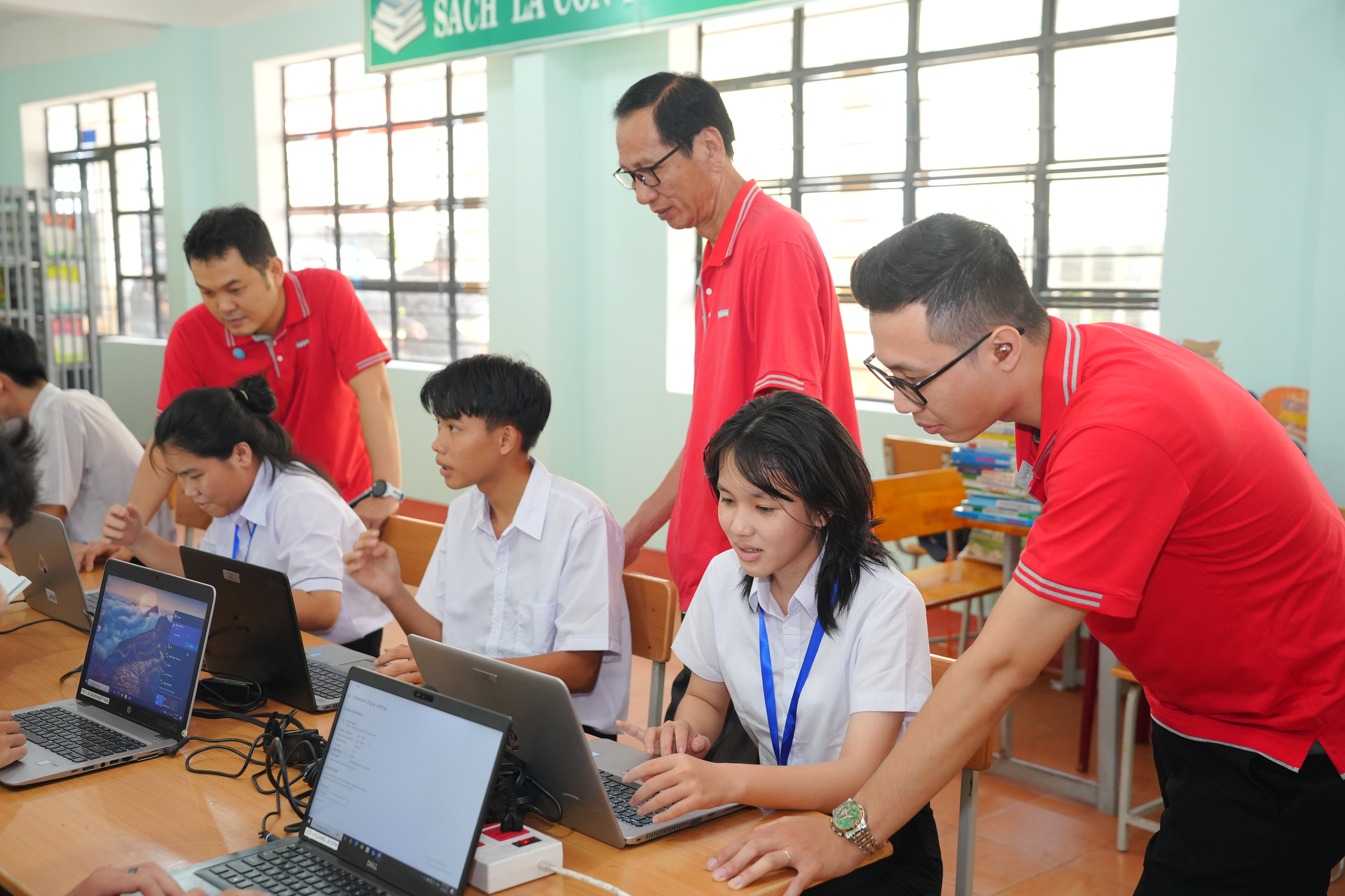 Bytes For Future by Keppel Vietnam (19).JPG