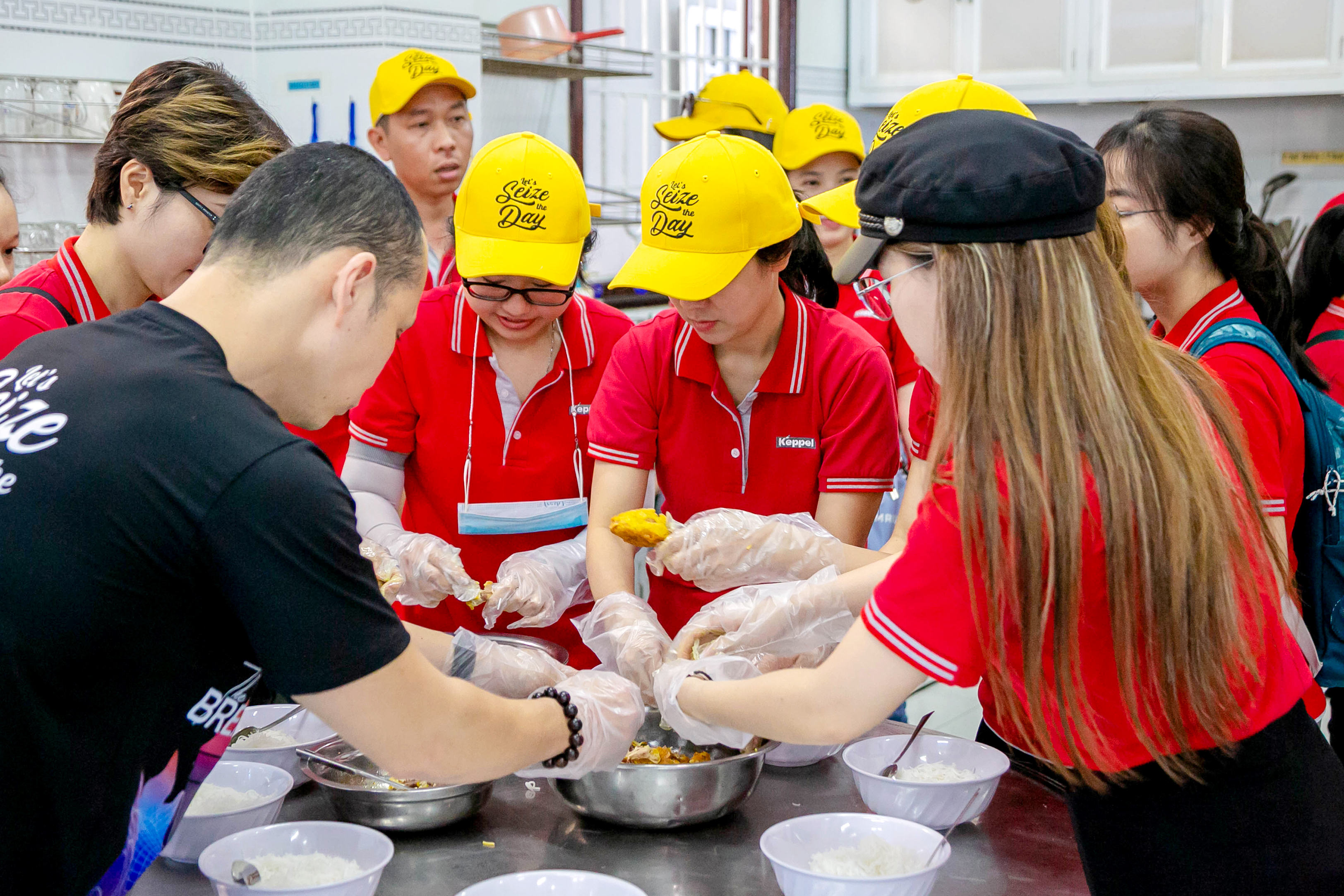 Loads-of-Love-CSR-Activity-2023-by-Keppel-11.jpg