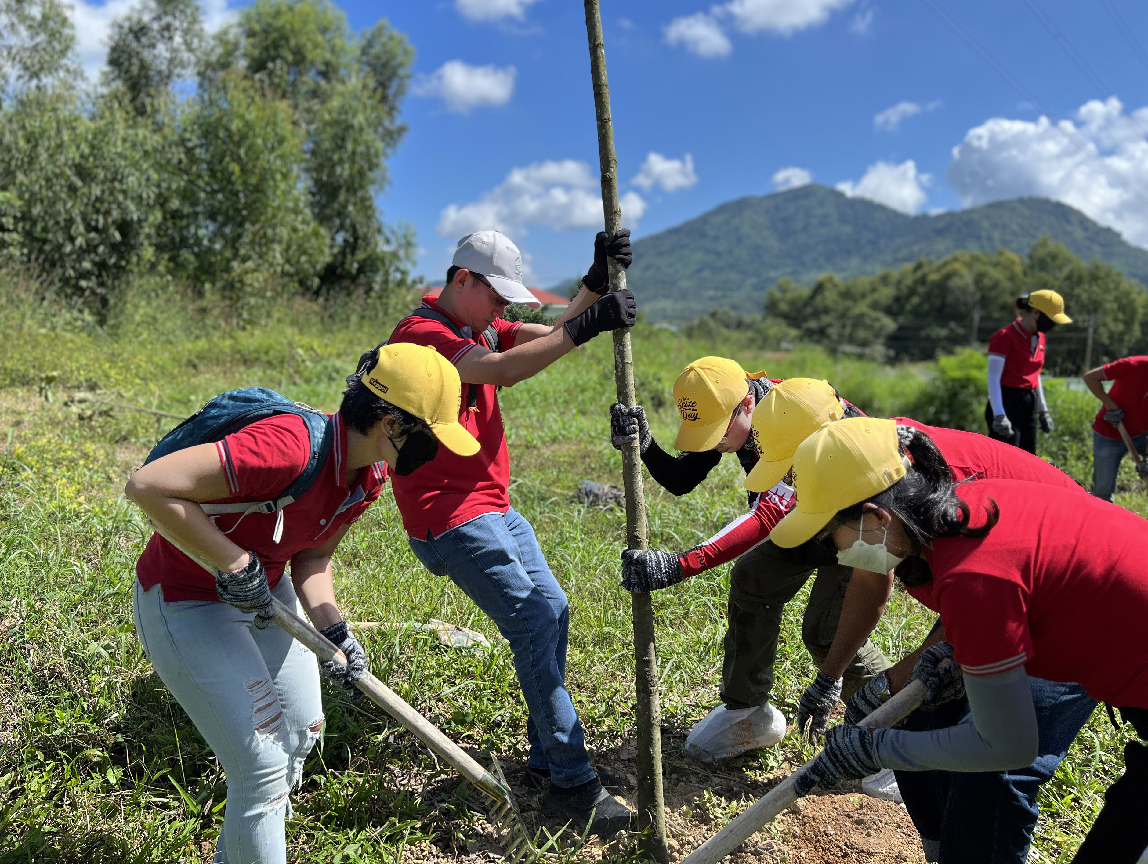 Loads-of-Love-CSR-Activity-2023-by-Keppel-7.jpg
