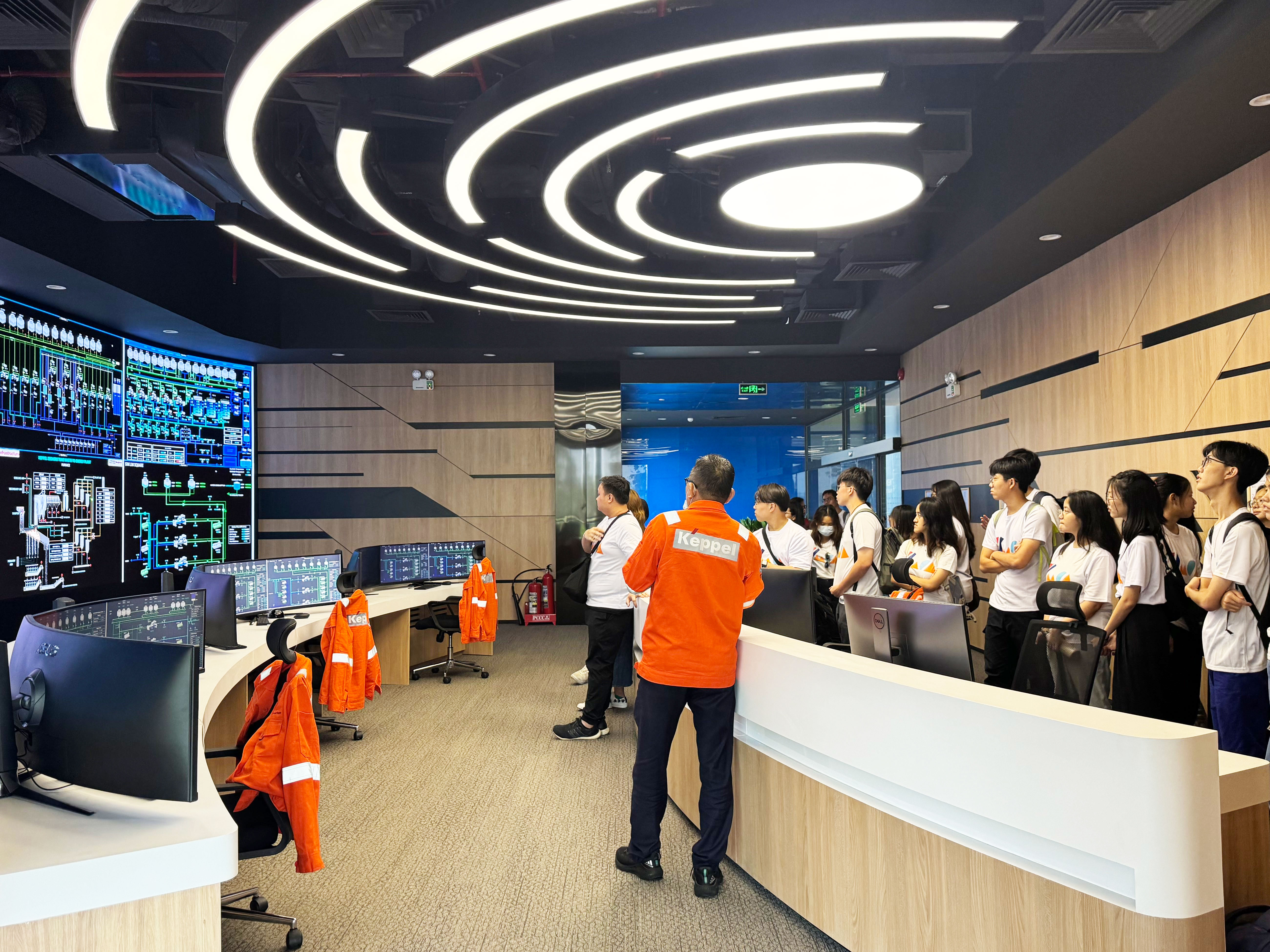 Ngee-Ann-Polytechnic-Singapore-Students-Visited-Keppel (10).jpg