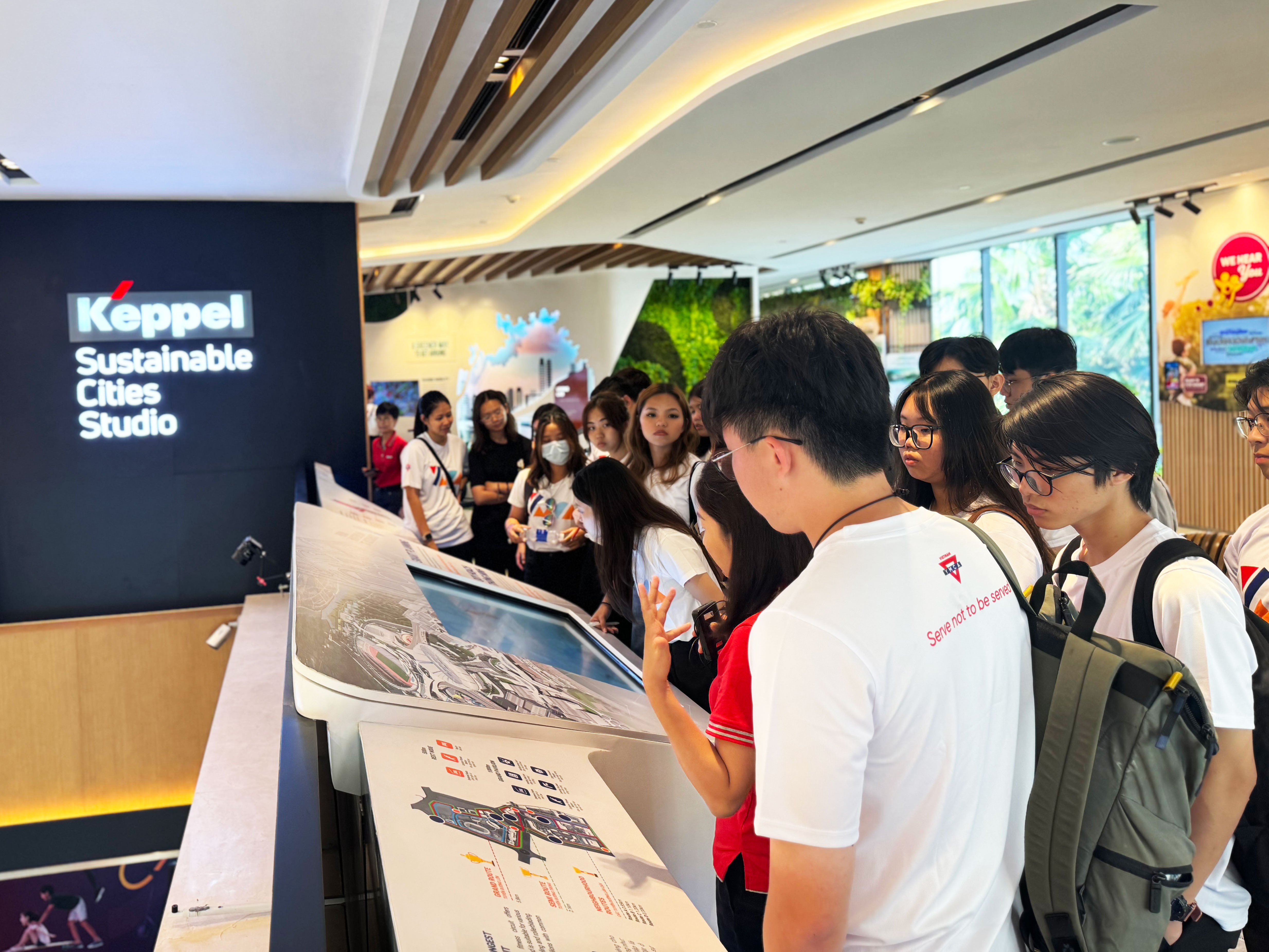 Ngee-Ann-Polytechnic-Singapore-Students-Visited-Keppel (2).jpg