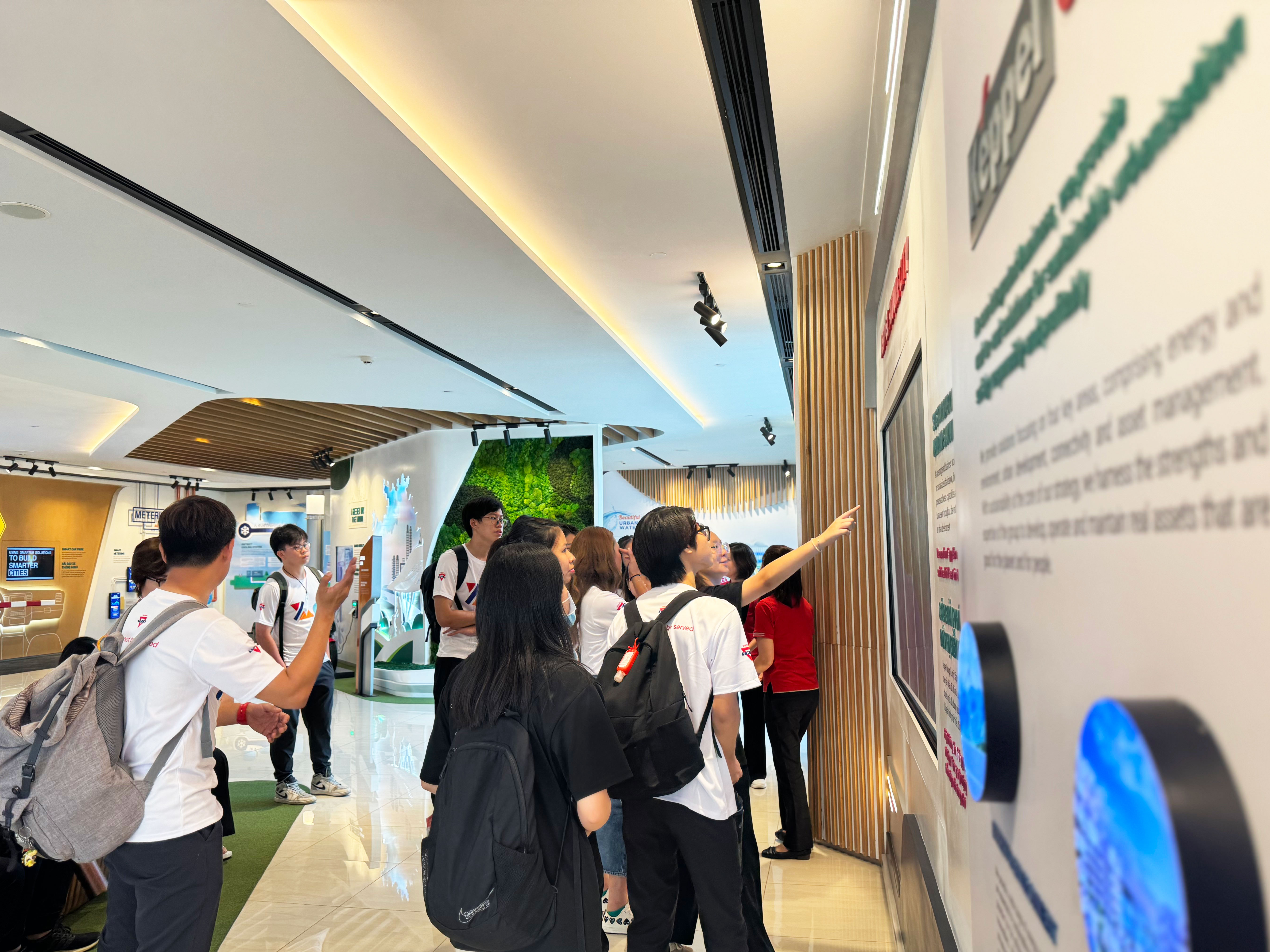 Ngee-Ann-Polytechnic-Singapore-Students-Visited-Keppel (7).jpg
