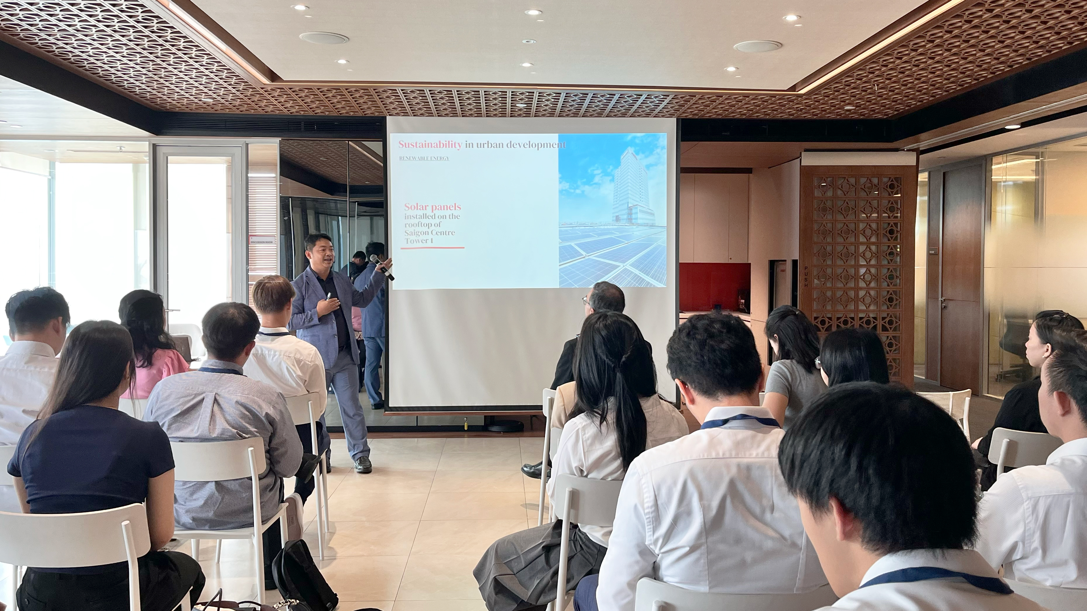 Singapore-Management-University-visited-Keppel-Vietnam-2025 (8).jpg