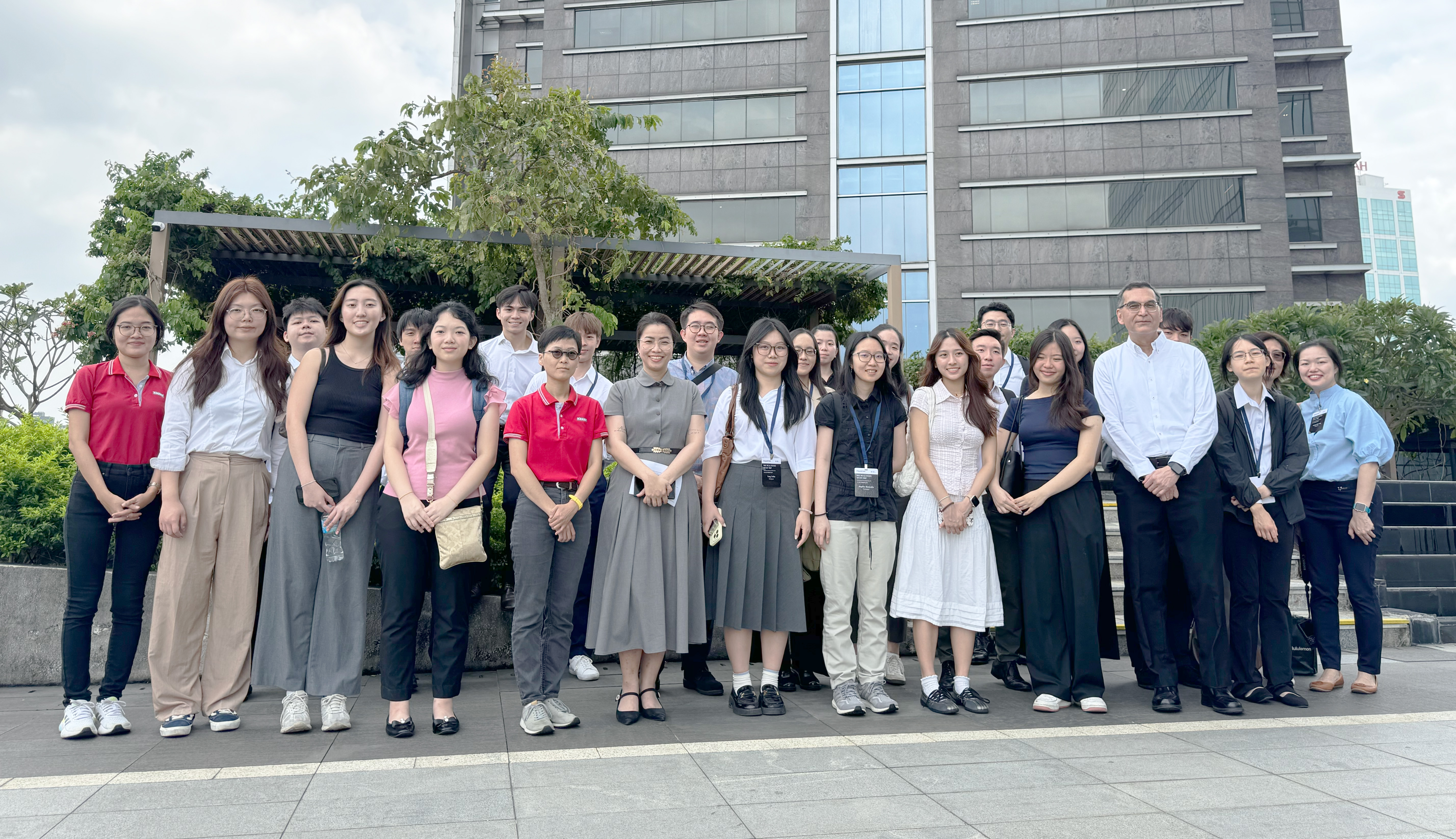 Singapore-Management-University-visited-Keppel-Vietnam-2025 (4).jpg