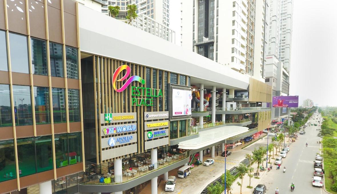 Shop and Dine Estella Place.jpg